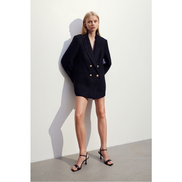 Black Textured Weave Jacket - Picture 3 of 8